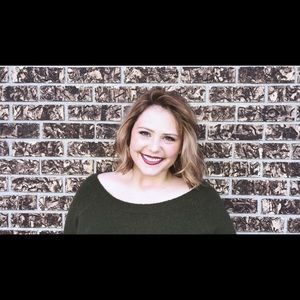 Meet your Posher, Courtney